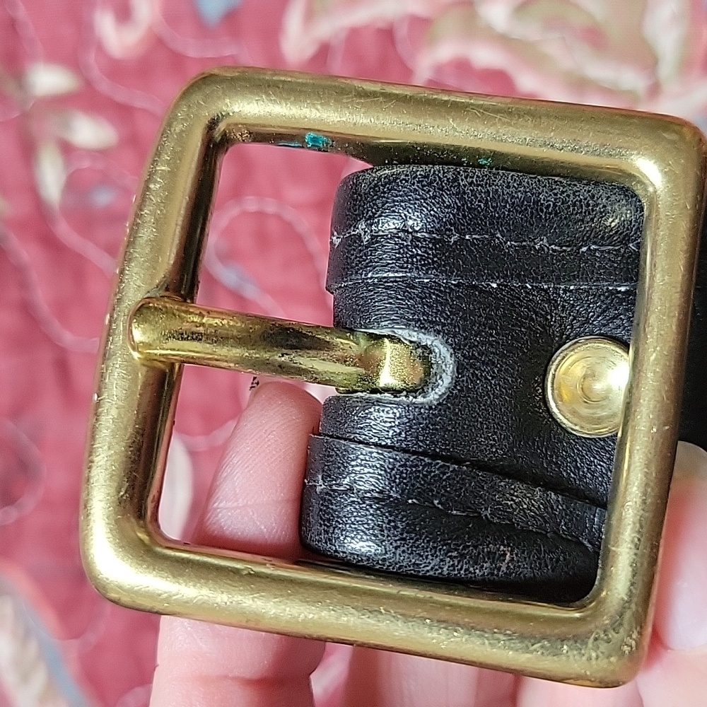 EUC-Vintage Coach ‘Classic Legacy’ 9966 Leather Shoulder Bag w/Brass Hardware - Picture 10 of 10